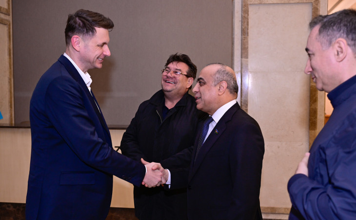 Rumıniya Parlamenti Senatının Sədri Azərbaycana rəsmi səfərə gəlib