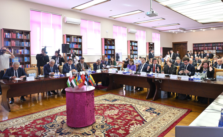 Suverenliyin möhkəmləndirilməsində rəqabətqabiliyyətli iqtisadiyyatın inkişafına yeni strateji yanaşmalar - beynəlxalq elmi-praktik konfrans