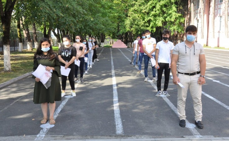 Zaqatalada ali məktəblərə qəbul imtahanları dörd mərkəzdə aparılıb