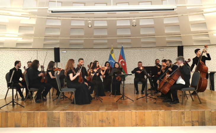 Bakıda Azərbaycan və Venesuela arasında diplomatik münasibətlərin qurulmasının 30 illiyi qeyd edilib