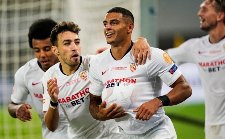 Sevilla bag sixth Europa League trophy