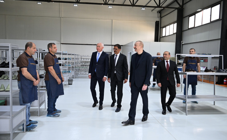 Prezident İlham Əliyev “PIRSHAGHI” ayaqqabı fabrikinin Laçın filialının açılışında iştirak edib