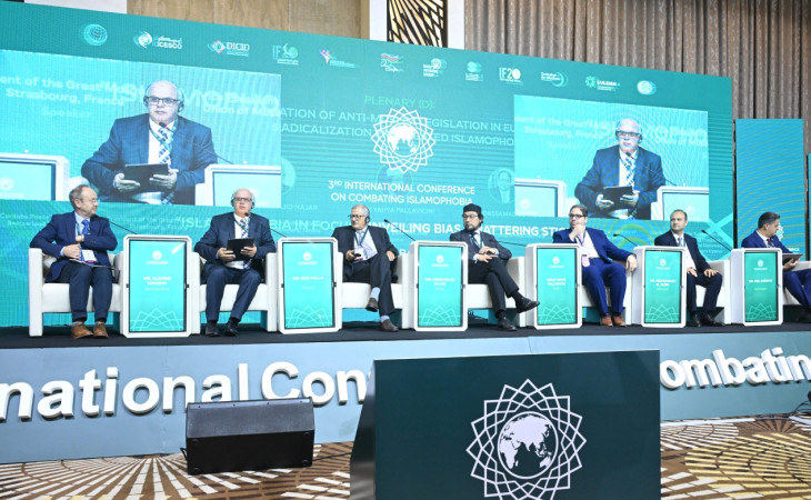 Beynəlxalq konfransda Avropa radikallaşma fonunda yayılan islamofobik ritorika müzakirə edilib