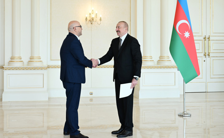 Azərbaycan Prezidenti İlham Əliyev Fələstinin ölkəmizdə yeni təyin olunmuş səfirinin etimadnaməsini qəbul edib