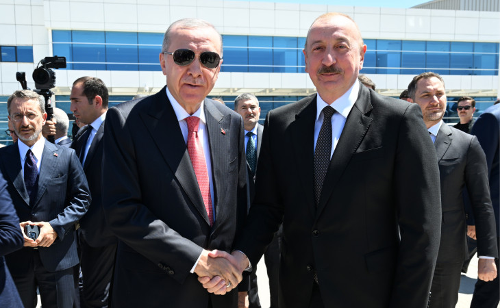 Prezident İlham Əliyev Türkiyəyə işgüzar səfərə gəlib
