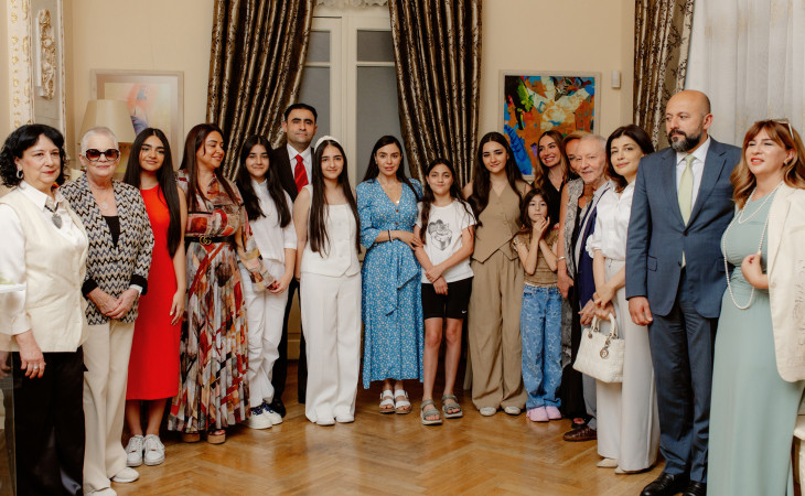 Maqsud İbrahimbəyov Yaradıcılıq Mərkəzində “Zeynəbin sehrli dünyası” adlı sərginin açılışı olub
