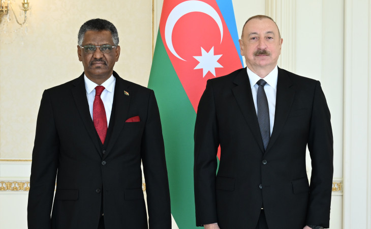 Prezident İlham Əliyev Sudanın ölkəmizdə yeni təyin olunmuş səfirinin etimadnaməsini qəbul edib