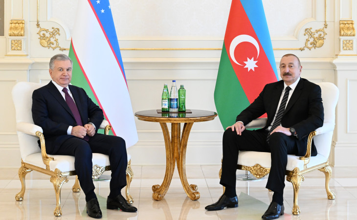Azərbaycan Prezidenti İlham Əliyevin Özbəkistan Prezidenti Şavkat Mirziyoyevlə təkbətək görüşü olub