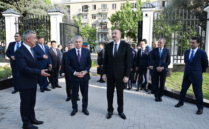 Prezidentlər İlham Əliyev və Şavkat Mirziyoyev Özbəkistanın Azərbaycandakı səfirliyinin yeni binasının açılışında iştirak ediblər 