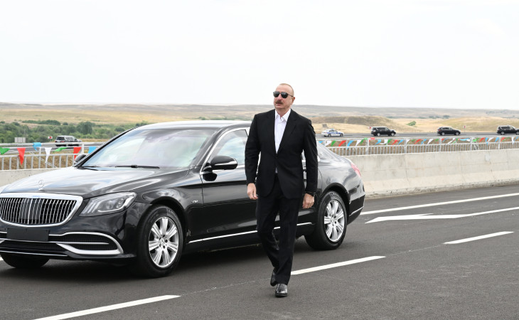 Prezident İlham Əliyev Əhmədbəyli-Füzuli-Şuşa yolunun açılışında iştirak edib