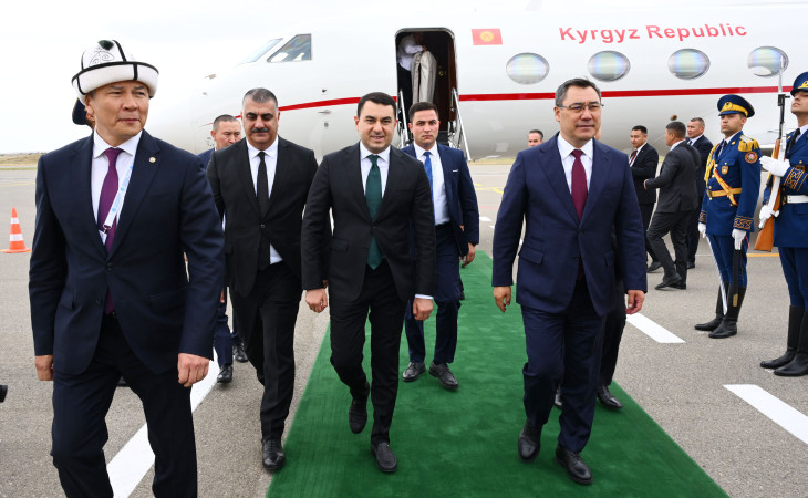 Qırğızıstan Prezidenti Sadır Japarov Azərbaycana səfərə gəlib