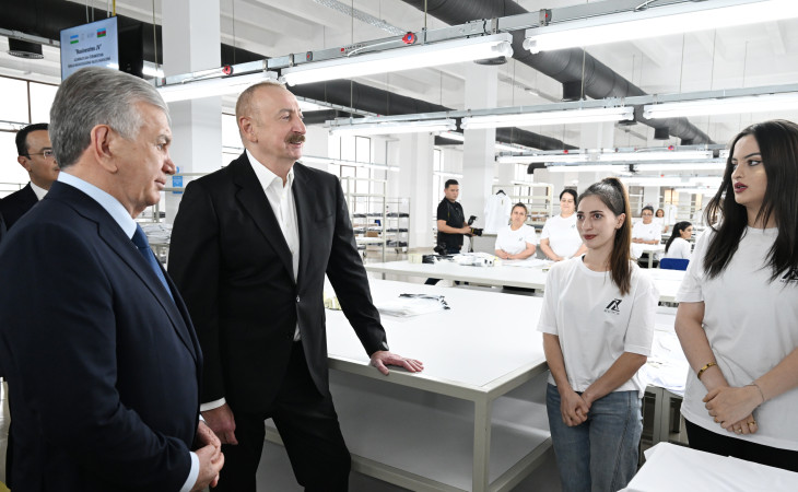 Azərbaycan və Özbəkistan prezidentləri Xankəndidəki “Businesstex JV” tikiş fabrikinin fəaliyyəti ilə tanış olublar