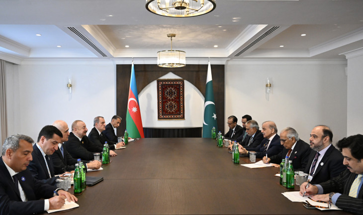 Azərbaycan Prezidenti İlham Əliyev Xankəndidə Pakistanın Baş naziri ilə görüşüb