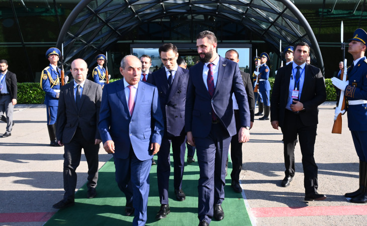Suriyanın keçid dövrü Prezidentinin Azərbaycana səfəri başa çatıb