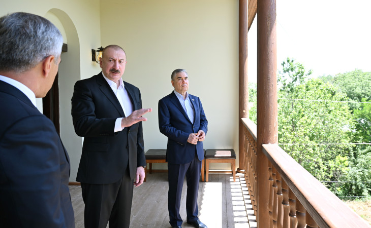 Prezident İlham Əliyev və Qurbanqulu Berdiməhəmmədov Şuşada Mehmandarovların malikanə kompleksində olublar