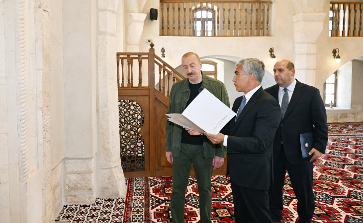 Prezident İlham Əliyev Ağdamın Qiyaslı kəndindəki tarixi məscidin binasının bərpadan sonra açılışında iştirak edib