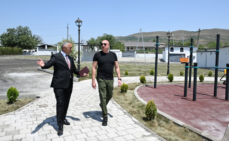 Prezident İlham Əliyev Xocalının Təzəbinə kəndində görülən işlərlə tanış olub