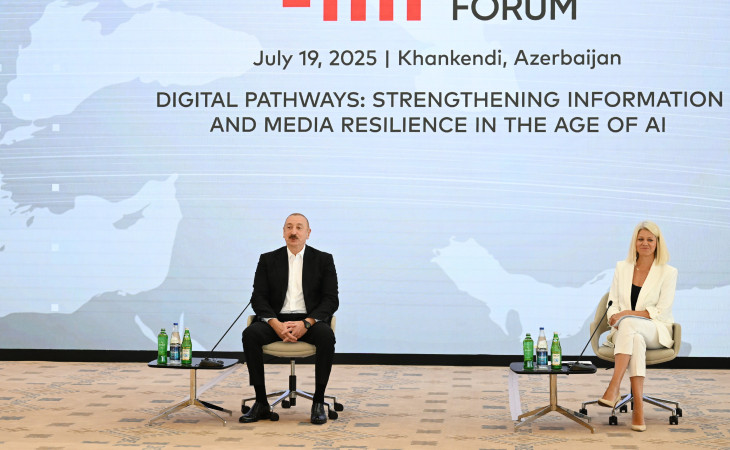 III Şuşa Qlobal Media Forumunun iştirakçıları ilə görüş keçirilib Prezident İlham Əliyev görüşdə iştirak edib