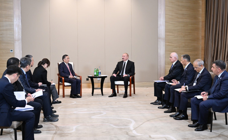 Prezident İlham Əliyev Tiencin şəhərində “CCCC” şirkətinin sədri ilə görüşüb