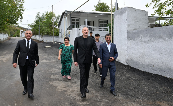 Prezident İlham Əliyev Xocalı rayonunun Badara kəndində olub
