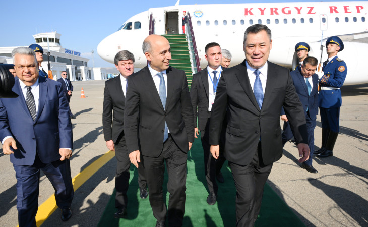 Qırğızıstan Prezidenti Sadır Japarov Azərbaycana səfərə gəlib