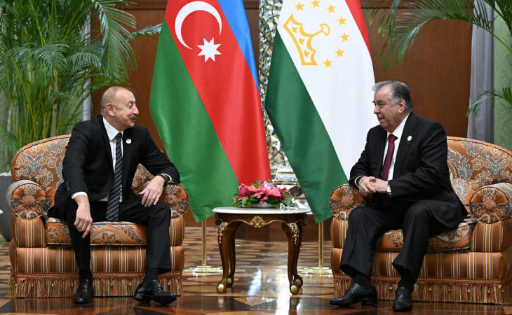 Düşənbədə Azərbaycan Prezidenti İlham Əliyevin Tacikistan Prezidenti Emoməli Rəhmon ilə təkbətək görüşü olub