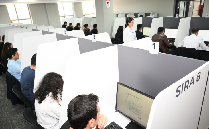 Prokurorluq orqanlarına qulluğa qəbulla bağlı elan edilmiş müsabiqənin test imtahanı keçirilib
