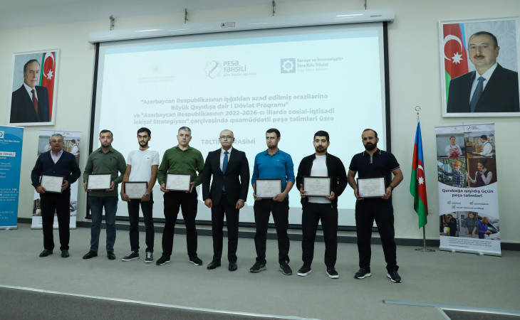 Bakı Dövlət Peşə Təhsil Mərkəzində qısamüddətli təlimləri bitirmiş müdavimlərə sertifikat təqdim olunub