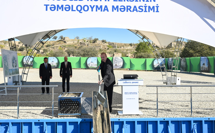 Prezident İlham Əliyev Cəbrayıl şəhər məscidinin təməlini qoyub
