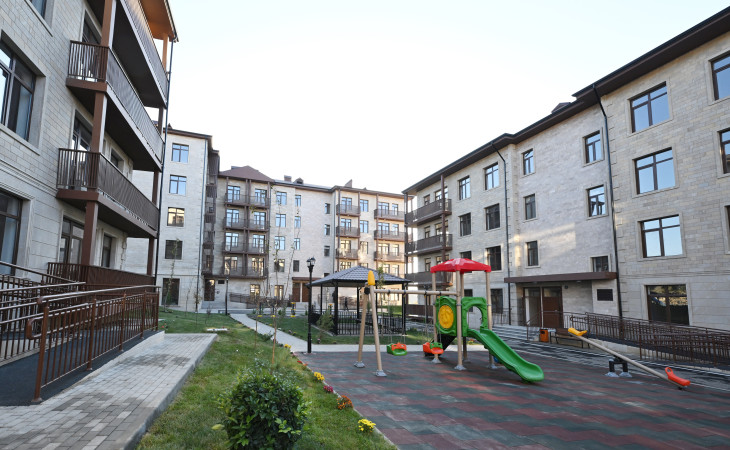 Cəbrayıl şəhərində yaşayış kompleksi