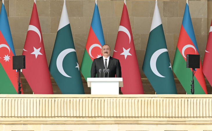 Bakıda Vətən müharibəsində Qələbənin beşinci ildönümünə həsr olunmuş Hərbi parad keçirilib 