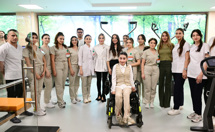Yeni Klinikada Yeni Robotik Reabilitasiya və Sümük İliyi Transplantasiyası mərkəzlərinin açılış mərasimi olub
