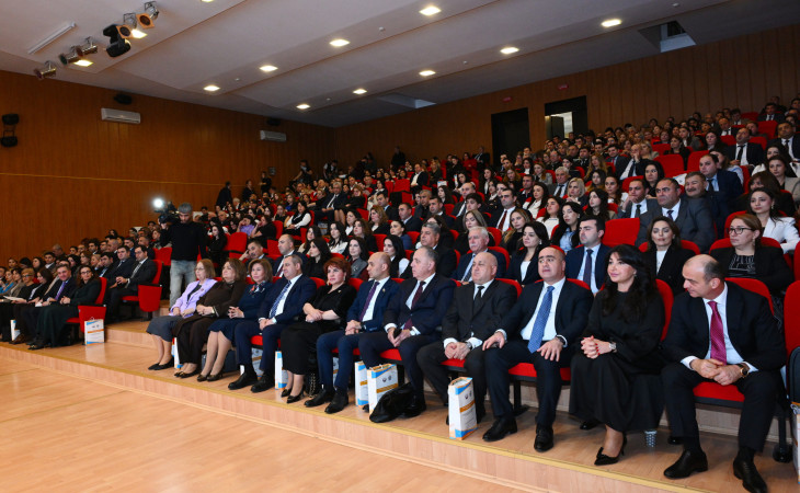 Suraxanıda məişət zorakılığı ilə mübarizəyə həsr olunmuş tədbir keçirilib