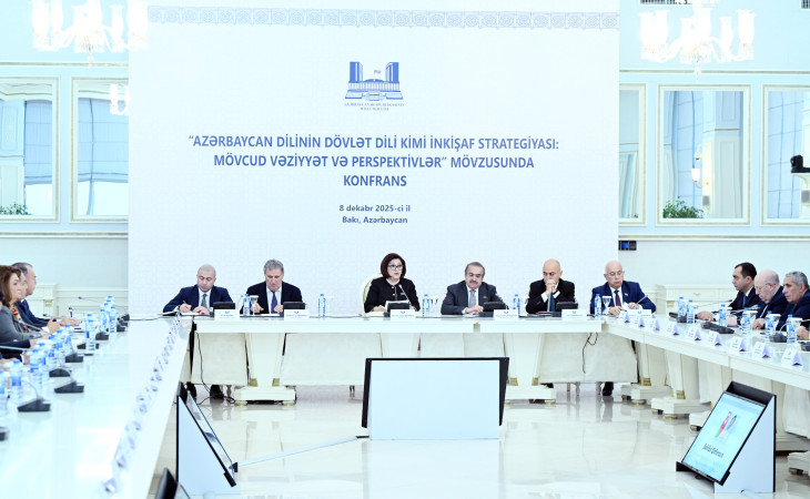 Parlamentdə Azərbaycan dilinin inkişaf strategiyasına həsr olunmuş konfrans keçirilir