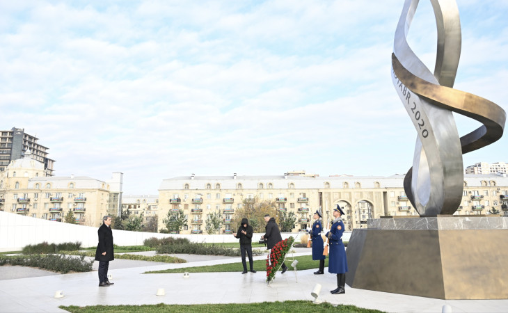 Montenegrin Deputy Prime Minister visits Victory Park and Alley of Martyrs in Baku