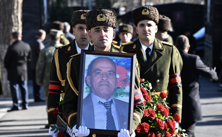 Azərbaycanın Milli Qəhrəmanı Şahin Tağıyev Hərbi Memorial Məzarlıqda torpağa tapşırılıb