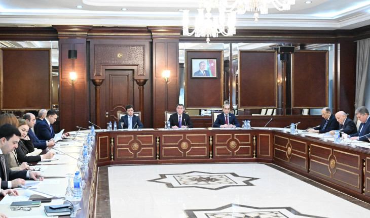 Parlamentin Hüquq siyasəti və dövlət quruculuğu komitəsinin iclası keçirilib