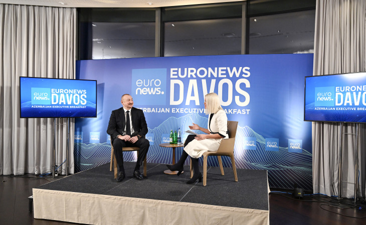 Prezident İlham Əliyev Davosda “Euronews” televiziyasına müsahibə verib