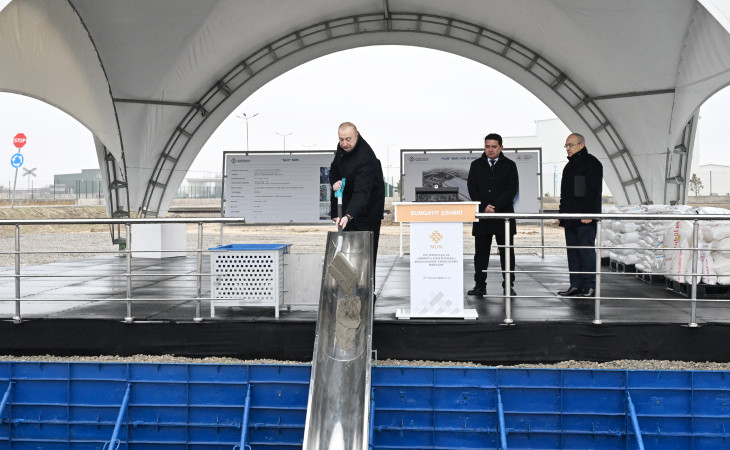 Prezident İlham Əliyev Sumqayıt Sənaye Parkında polipropilen və laminatlı kisə istehsalı müəssisəsinin təməlini qoyub