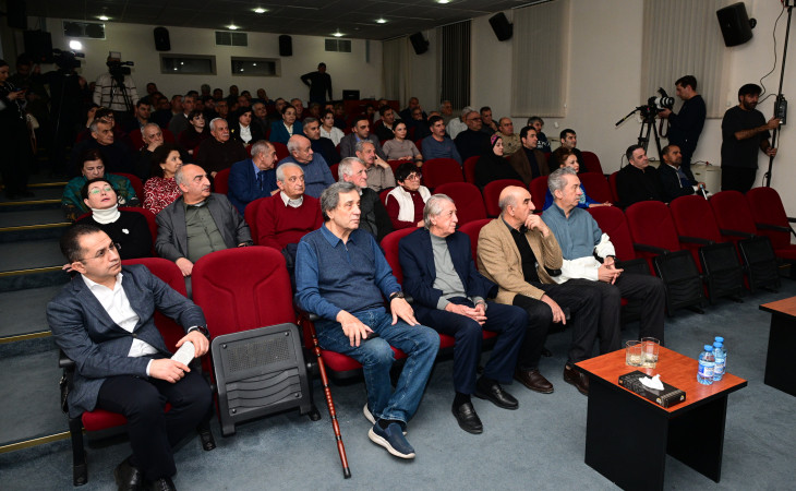 Görkəmli kinorejissor Eldar Quliyevin anadan olmasının 85 illiyi qeyd edilib 