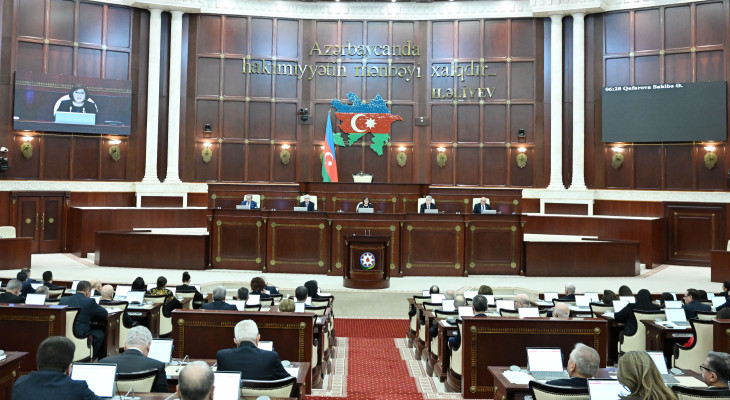 Milli Məclisin yaz sessiyasında ilk plenar iclası keçirilib