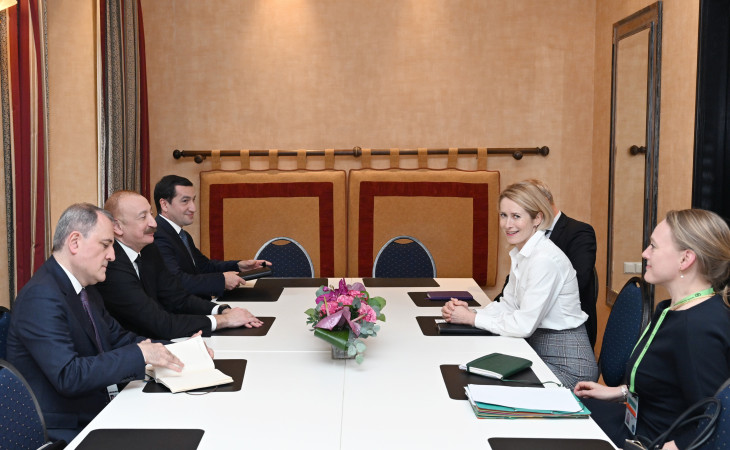 Prezident İlham Əliyev Münxendə Avropa İttifaqının xarici işlər və təhlükəsizlik siyasəti üzrə ali nümayəndəsi ilə görüşüb 