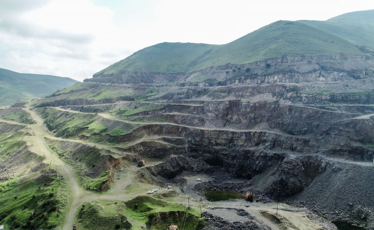 ЗАО “AzerGold” приступает к геологоразведочной программе на Дашкесанском железорудном месторождении
