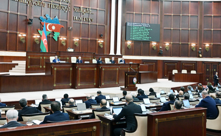 Milli Məclisin növbəti plenar iclası keçirilir