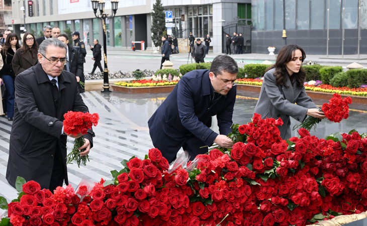 MEDİA-nın kollektivi Xocalı soyqırımı abidəsini ziyarət edib 