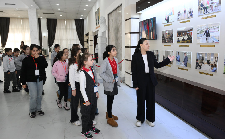 “LANDAU School”un şagirdləri AZƏRTAC-da olublar