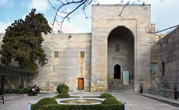 Şirvanşahlar sarayı – Orta əsrlərin əzəməti