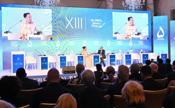 Bakı Forumunda “Böhran içində çoxtərəflilik: Qlobal əməkdaşlığa yenidən baxış” mövzusunda panel keçirilir