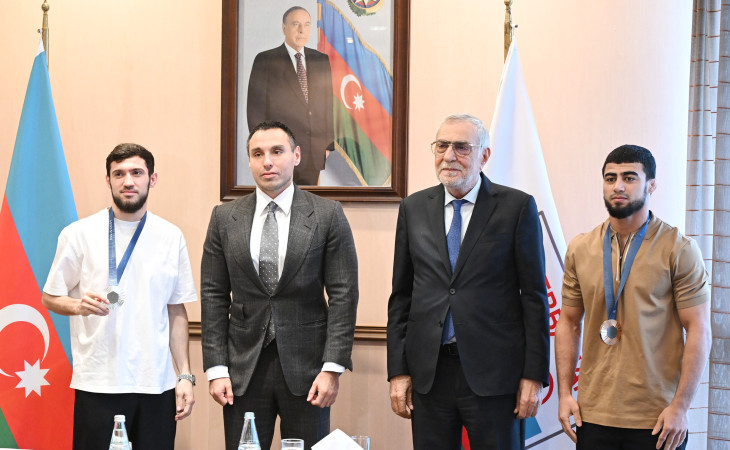 “Paris-2024”: Yenilənmiş Olimpiya medalları Azərbaycan idmançılarına təqdim olunub