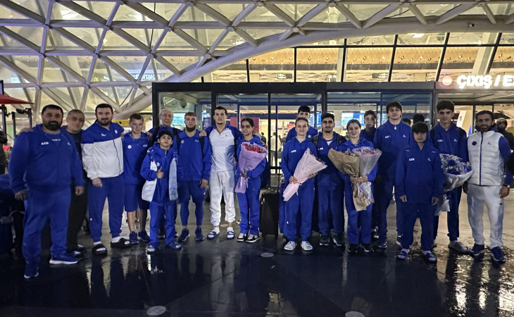 Portuqaliyada tarix yazan gimnastlar Vətənə qayıdıblar